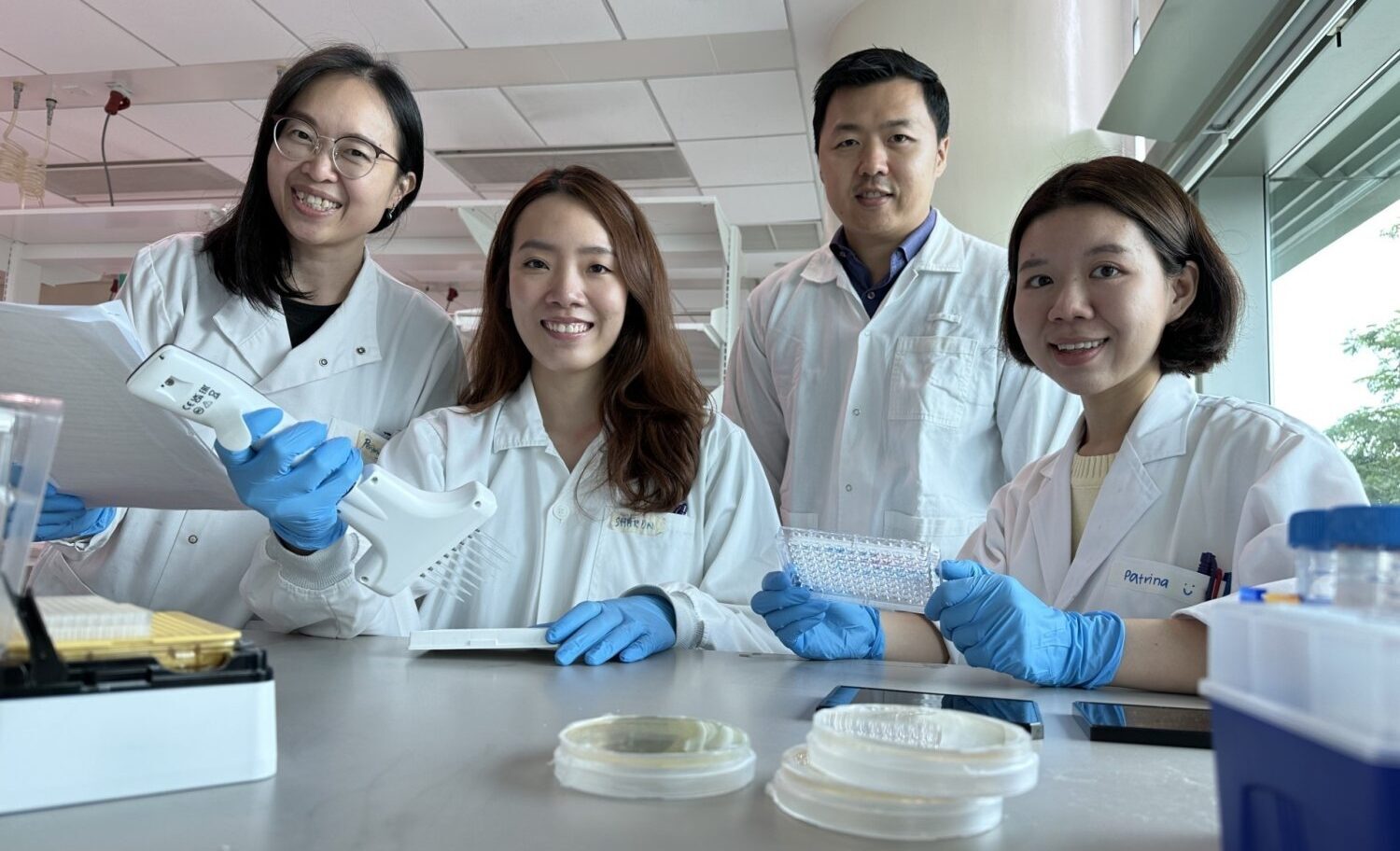 SMART AMR researchers (from left to right): Peiying Ho, Sharon Ling, Boon Chong Goh, and Patrina Chua performed compound screening to identify novel antibiotic combinations.